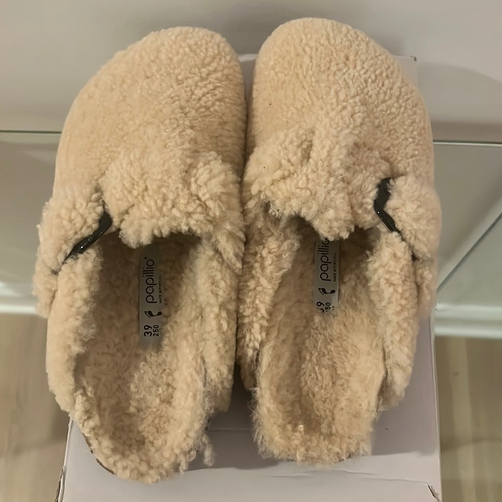 Birkenstock Papillio Boston Big Buckle Teddy Eggshell